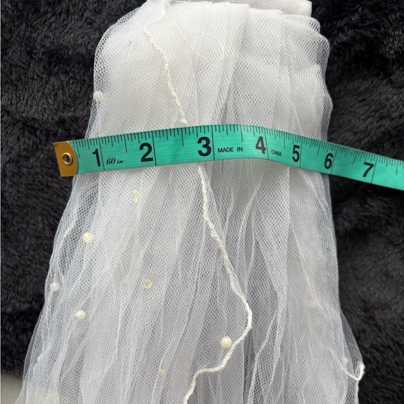 Vintage White Bridal Veil with Pearl Accents - Picture 6 of 10